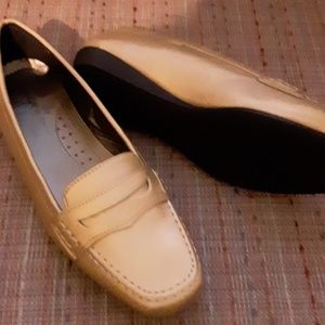 Gianna casual flat shoe